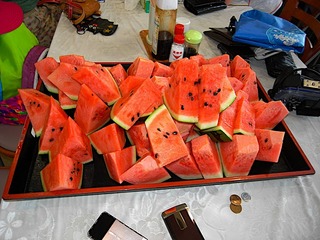 スイカを食べよう