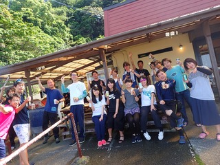 F4420E26-16AE-456E-A2F7-585FEC860D6B