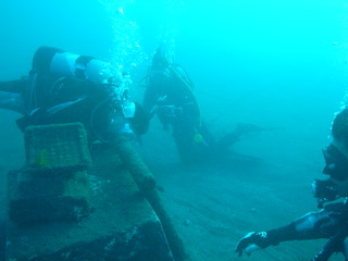 M1054427