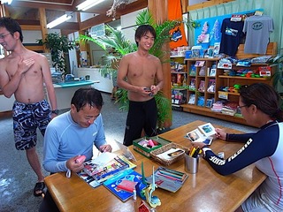 水中からハガキを出そう