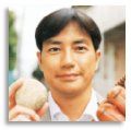 ヒーロー/明日へ(初回生産限定盤)(「ヒーロー」PV収録DVD付)