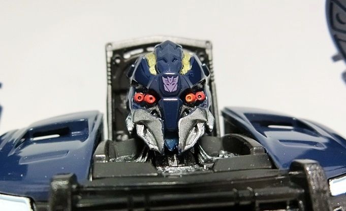 トランスフォーマー リベンジ バリケード 開封品 まさかのあのシーン再現とは インテロゲーターバリケード