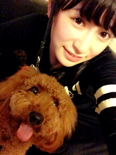 吉田朱里
