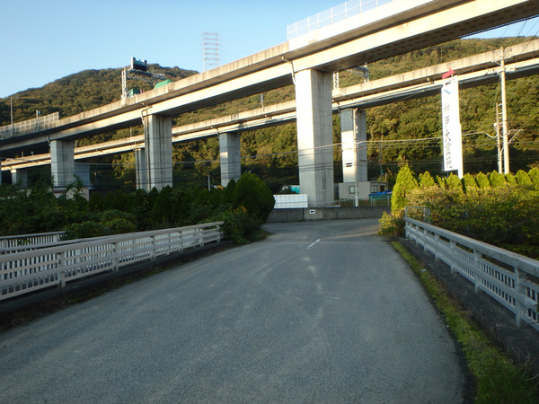 PB050561