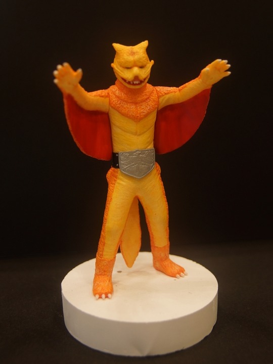 WF2015S_TOKU_リベッターズアジト01