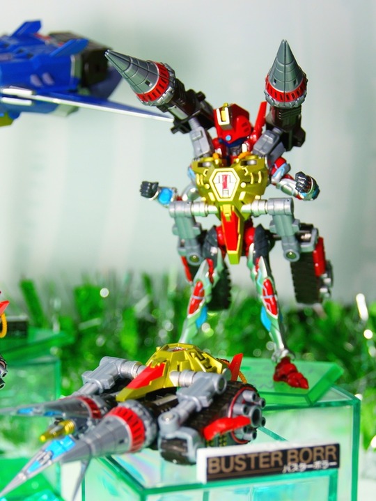 megahobby_GRIDMAN05