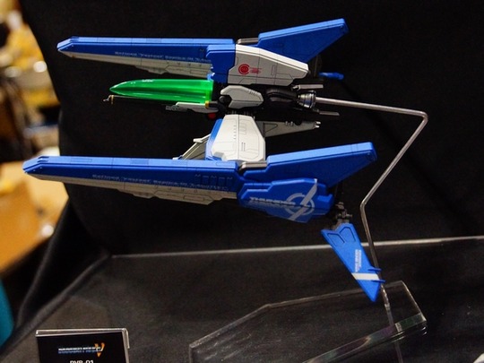 WF2018S_toku_13B/スペクターズ03