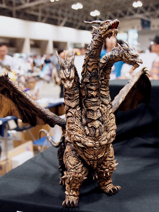 WF2015S_TOKU_GOWROW01
