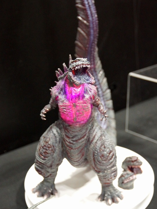 WF2017W_toku_地球防衛軍秘密基地本部07