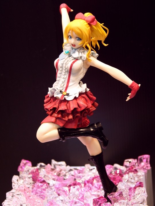 wf2015w_GIRL_snakebite01