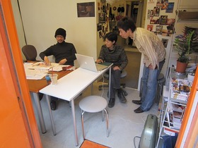 100204neiro_06