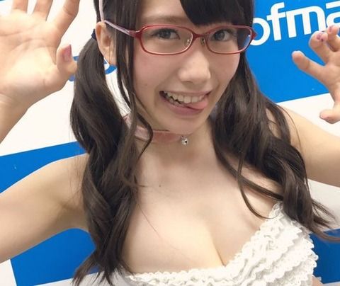 速報 りほにゃんとかいうエロかわいい女が現る ネクスト速報 記事コメント 2