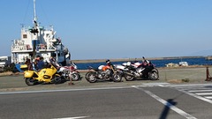 03 (108)
