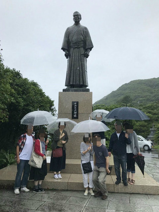 万次郎の前で^^