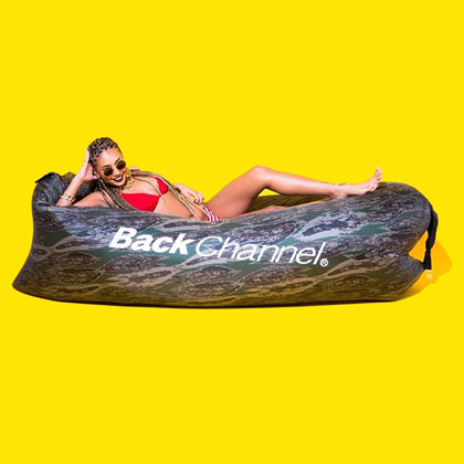 BACK-CHANNEL¡ßCOTTY-BAG-INFLATABLE-SOFA-MODEL-PHOTO_420