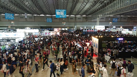 物販ホール(TGS2018)