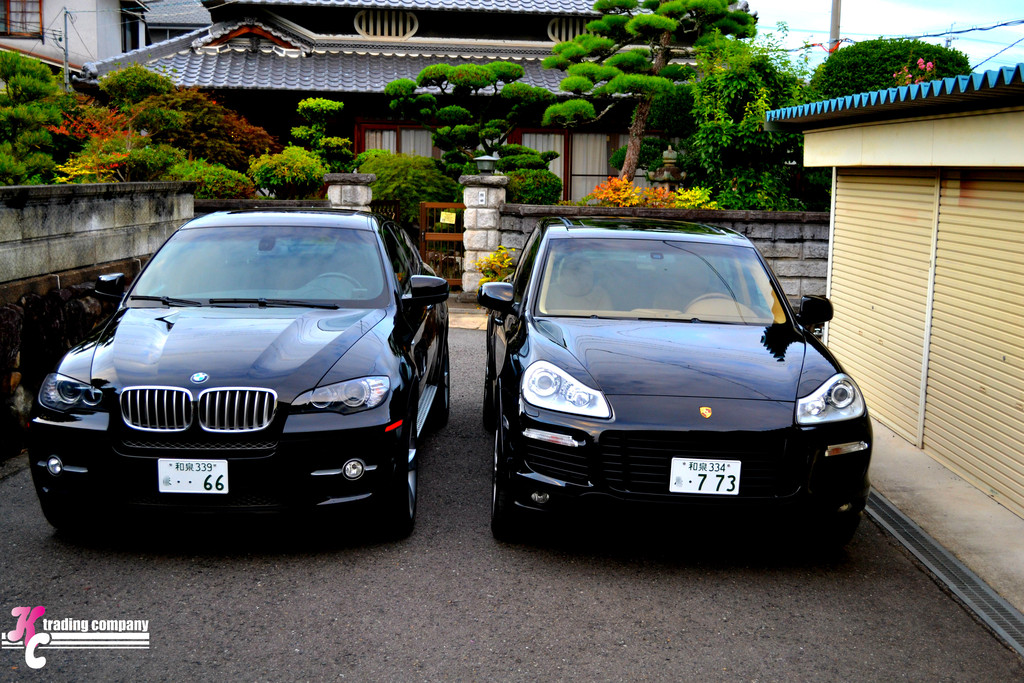 Bmw x6 5.0 i vs porsche cayenne gts