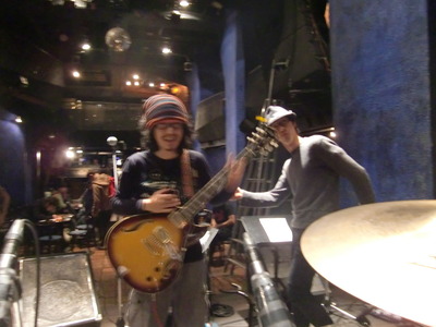 能條氏 & ケイ
