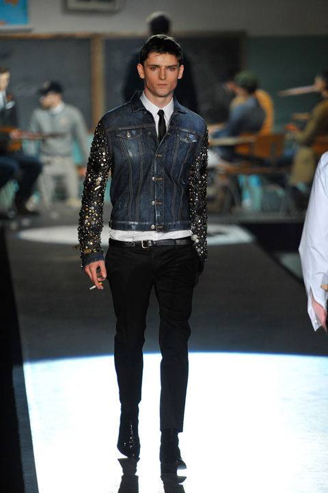 dsquared239