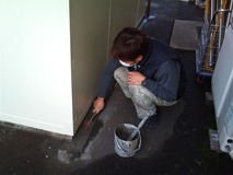 モルタル塗り作業