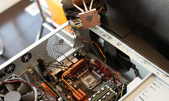 CPU