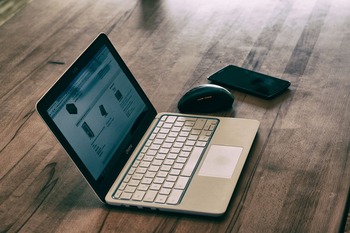 laptop-2324121_1280