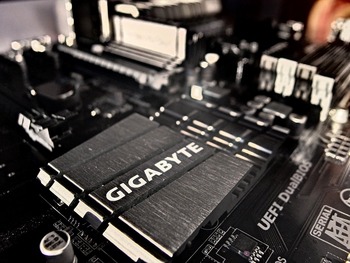 processor-1371357_1280