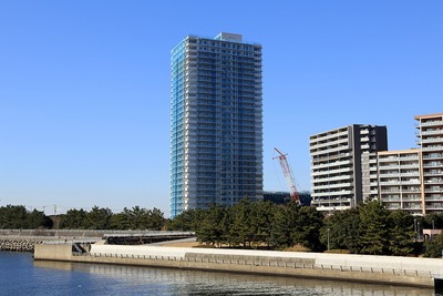 THE ËëÄ¥ BAYFRONT TOWER¡õRESIDENCE