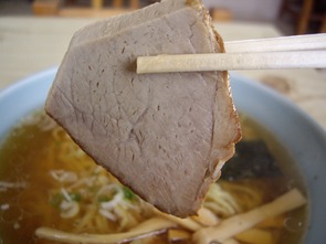 沼沢そば屋チャーシュー