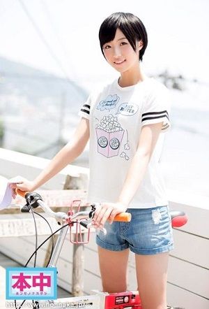 大型新人専属デビュー!!さわやかショートカット美少女 AVデビュー!! 相原翼