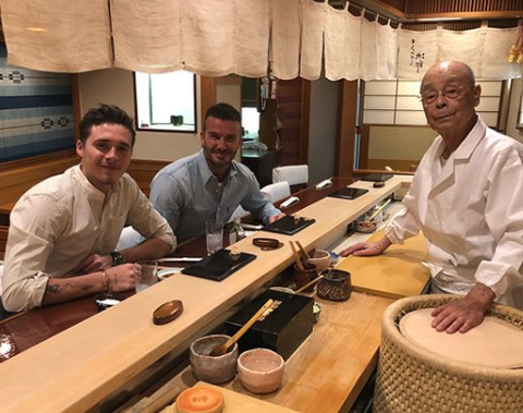 【画像】築地市場にベッカム現る。マグロのセリを見学か。イニエスタが神戸加入決定、トーレスが鳥栖移籍の噂の中で