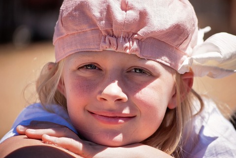 girl-757400_1280