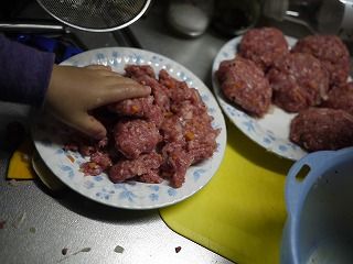 ハンバーグ作り3