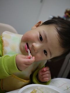 軟骨かじる人2