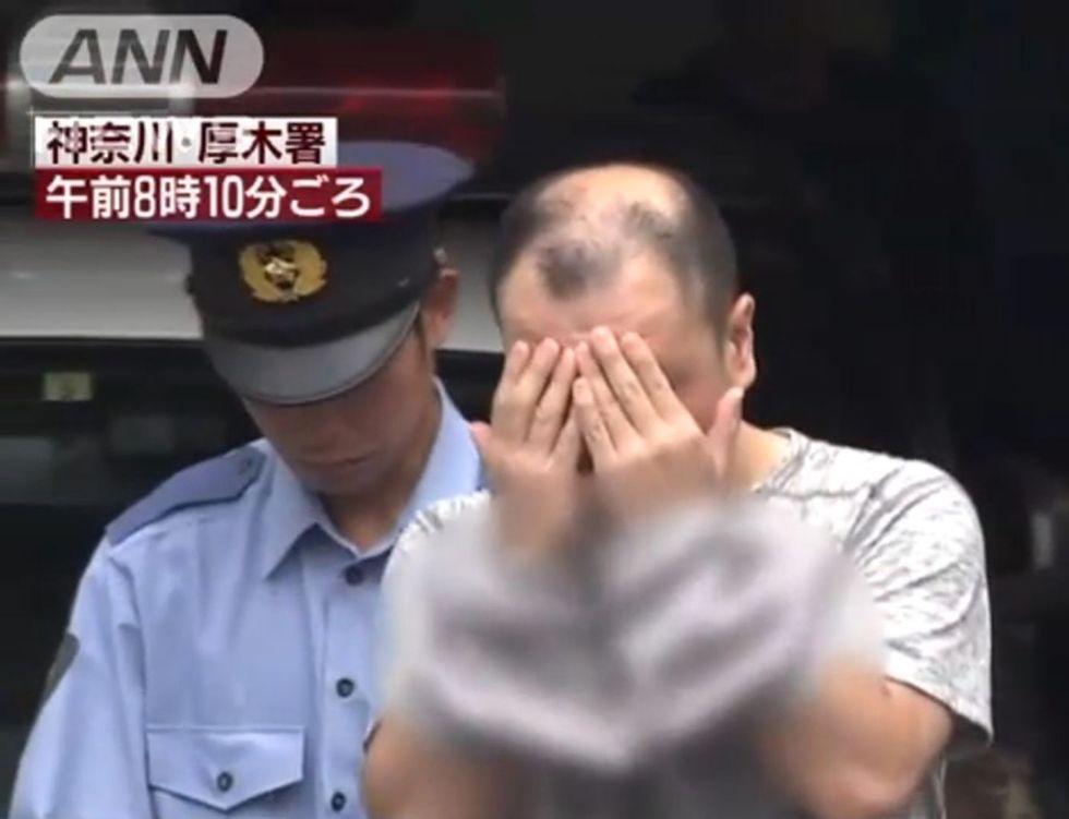 【悲報】JCにマッサージをしたコーチを逮捕wwwwww