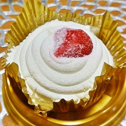 ローソンウチカフェスイーツスノーボンブ写真3枚目