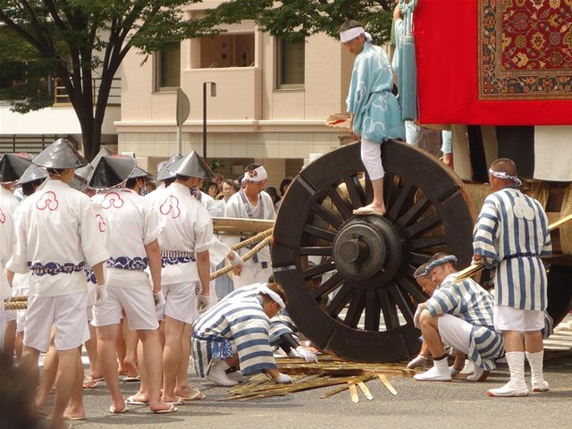 1b5406c1.jpg (640×480)