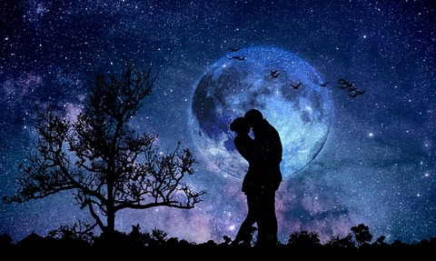moon-3059324_640