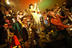 spacestar horns_photo