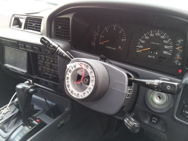 ランクル80 ステアリング : 葡萄の里