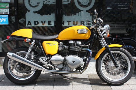07thruxtonshi_rh