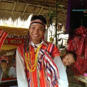 karen-padaung08