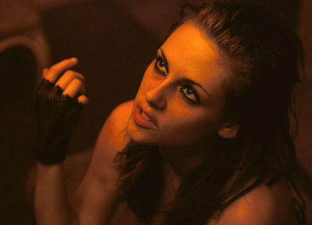 KristenstewartRileysSq_gallery_primary
