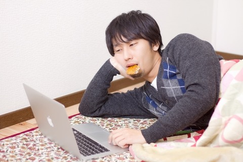 スマートフォンの普及と共に広まった!?「オワコン」の意味とは?