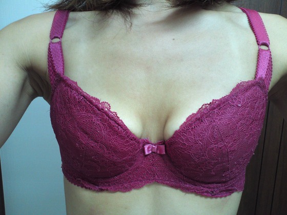 バストアップ法体験談,育乳法,バストを育てる
