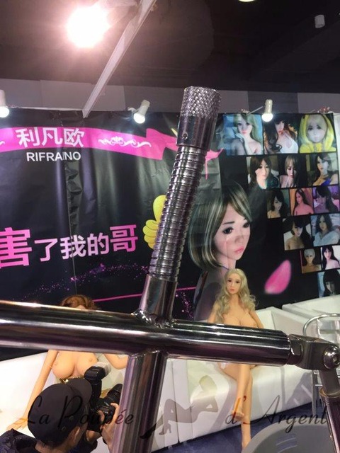 maiden-doll-au-salon-du-sexe-de-shanghai-2017-05