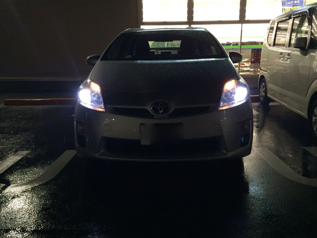 自動車ヘッドランプのLED化