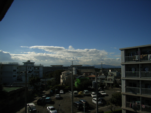 座間空1