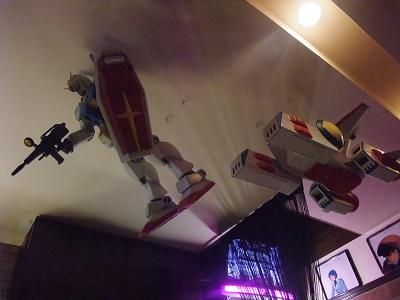 ガンダムバー サイド6 北九州 小倉 天井1