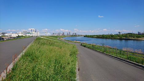 クロスバイクが最高に楽しいシーズンになりましたね!